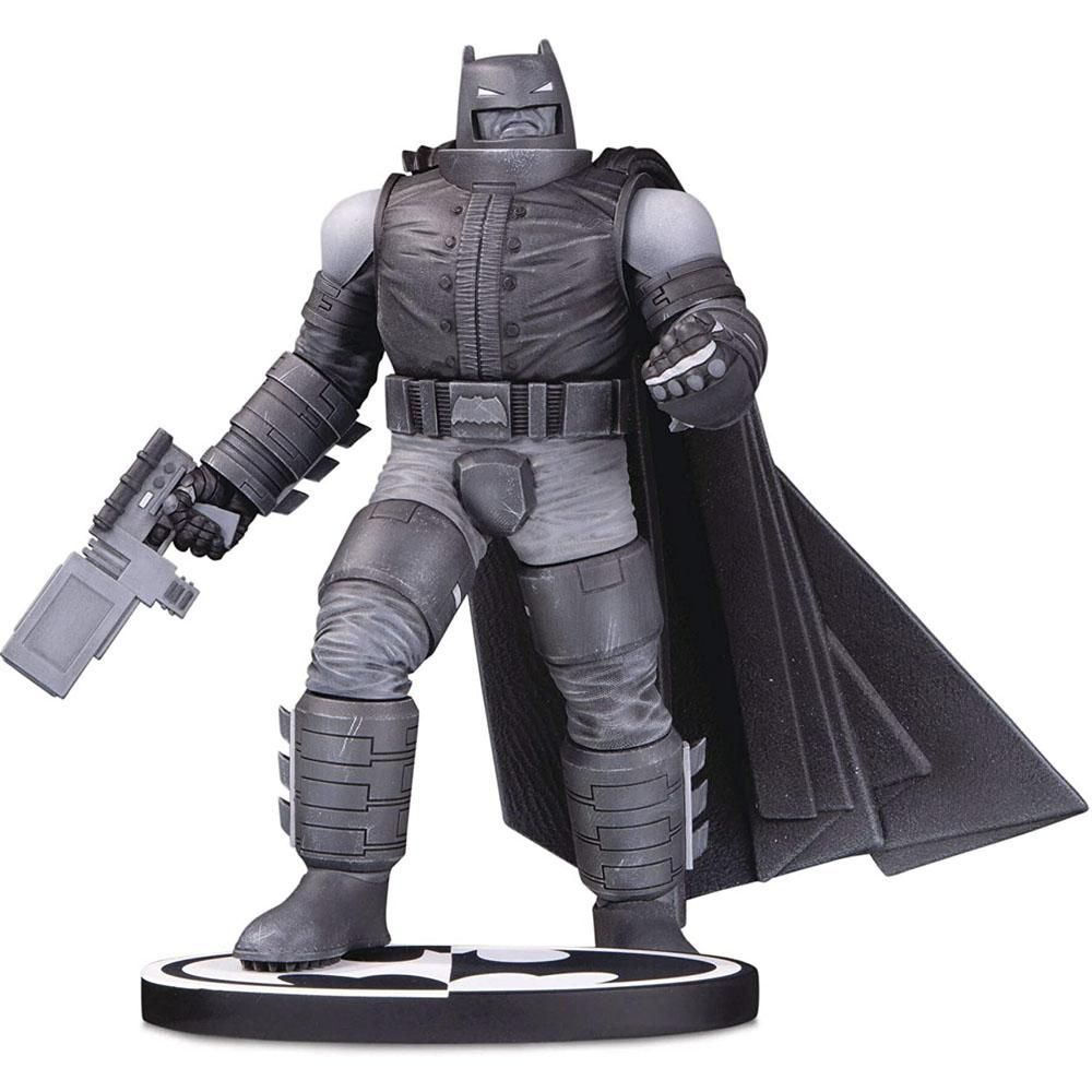 ARMORED BATMAN BY FRANK MILLER - DC COMICS - DC COLLECTIBLES