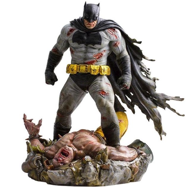 BATMAN 1/6 DIORAMA - THE DARK NIGHT RETURNS DC COMICS - IRON STUDIOS