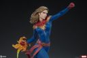 CAPTAIN MARVEL 1/5 STATUE - AVENGERS ASSEMBLE MARVEL COMICS - SIDESHOW