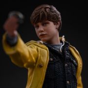 VOUCHER DE RESERVA MIKEY WALSH - THE GOONIES 40th ANNIVERSARY - ART SCALE 1/10 - IRON STUDIOS